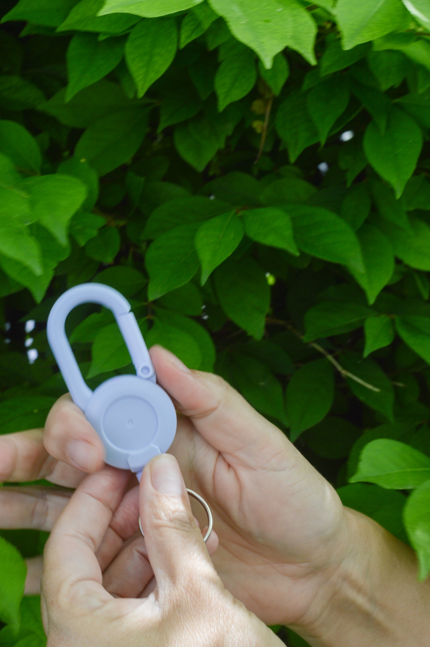 Light Blue Fishing Retractor