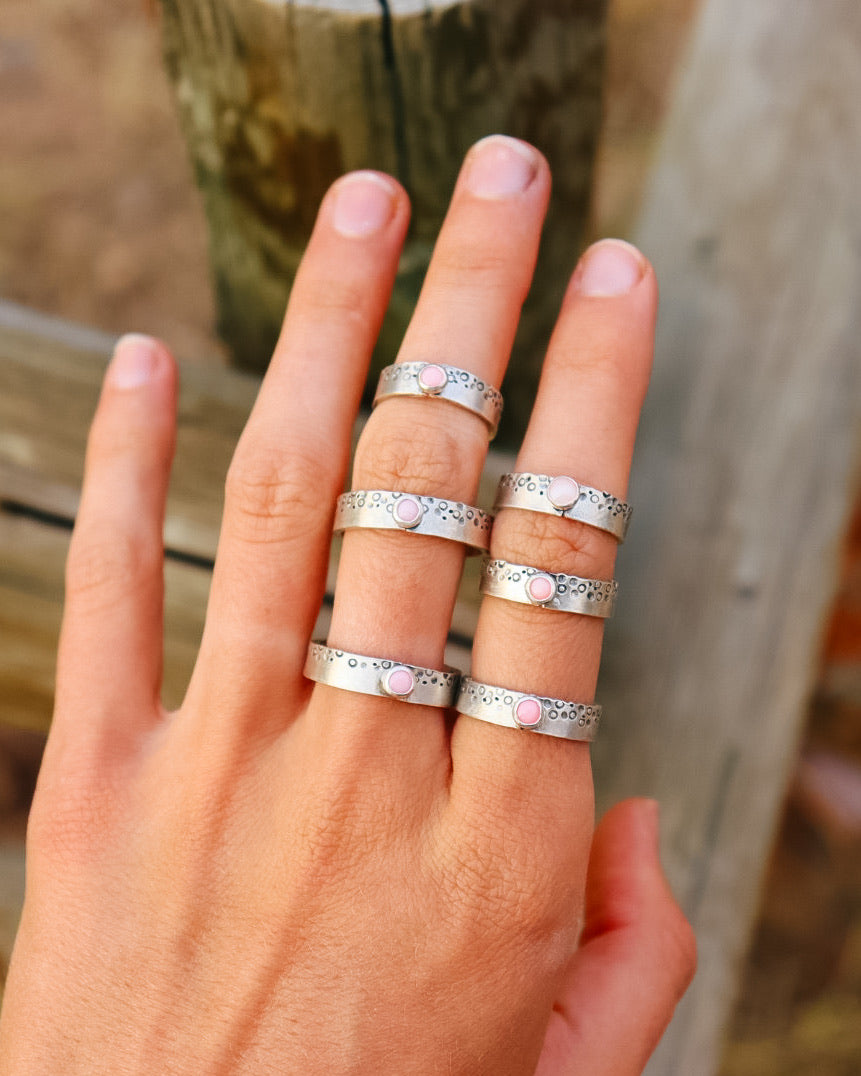 Pink Spiny Oyster BROOK Trout Pattern Ring