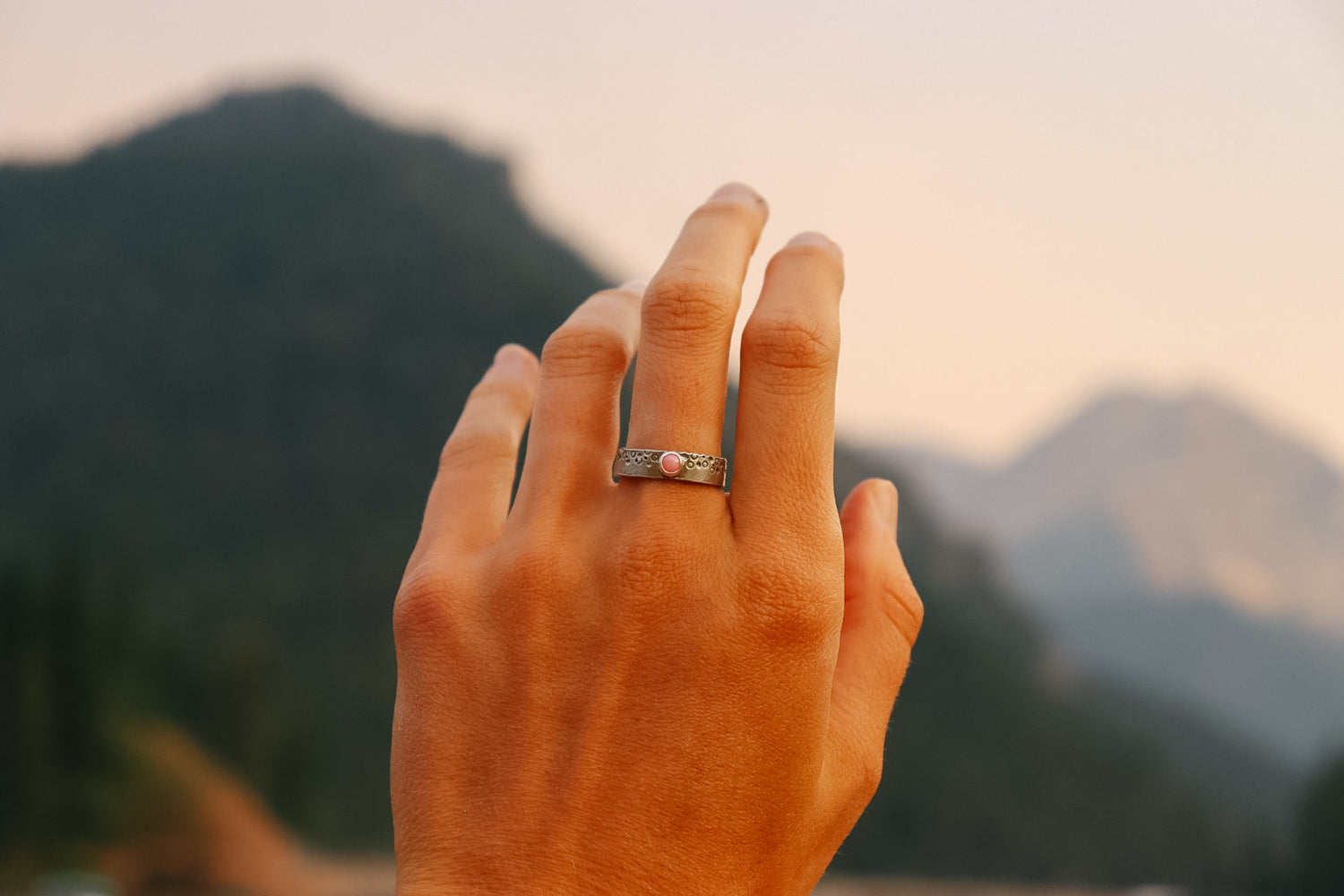 Pink Spiny Oyster BROOK Trout Pattern Ring