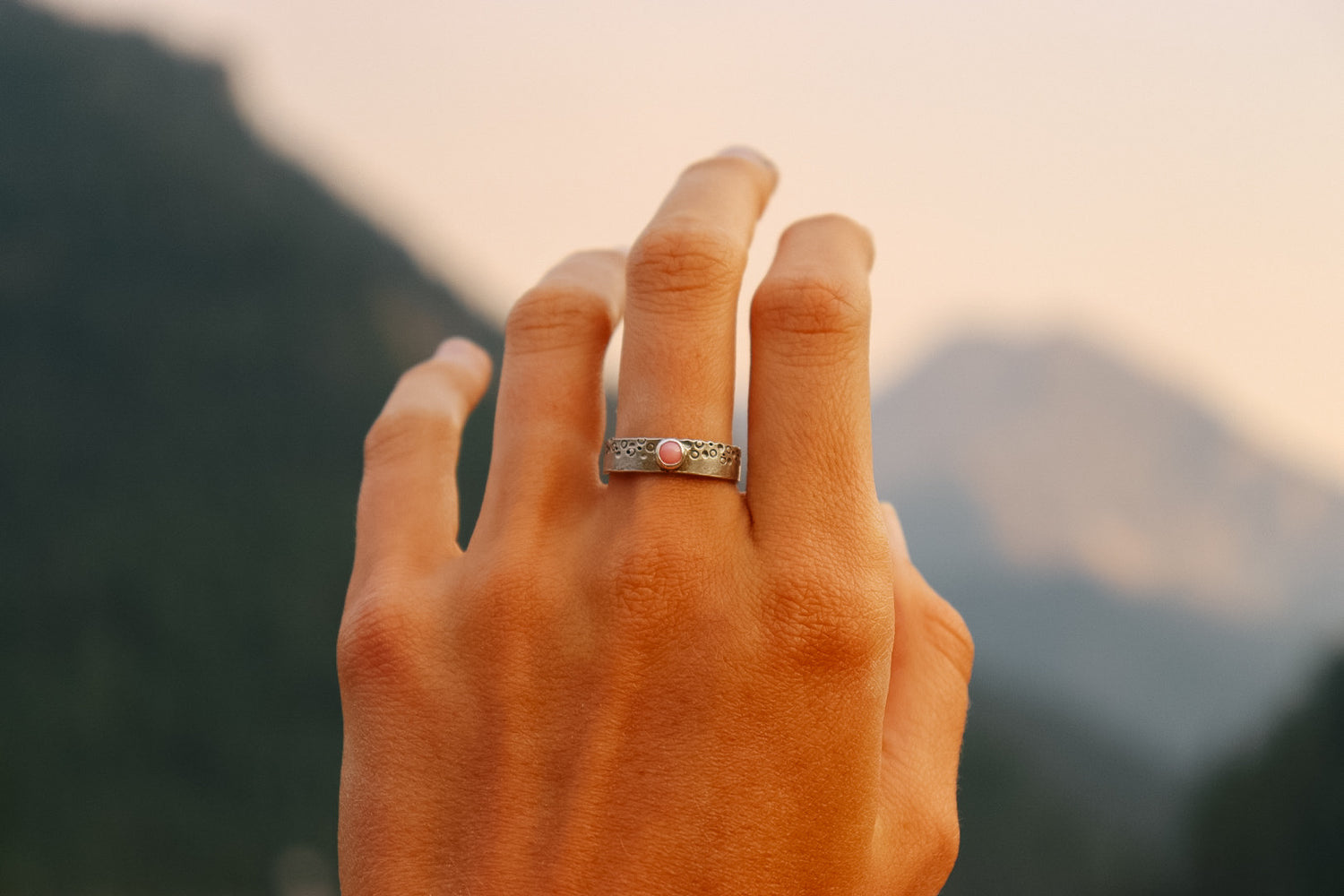 Pink Spiny Oyster BROOK Trout Pattern Ring
