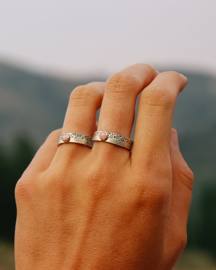 Pink Spiny Oyster BROOK Trout Pattern Ring