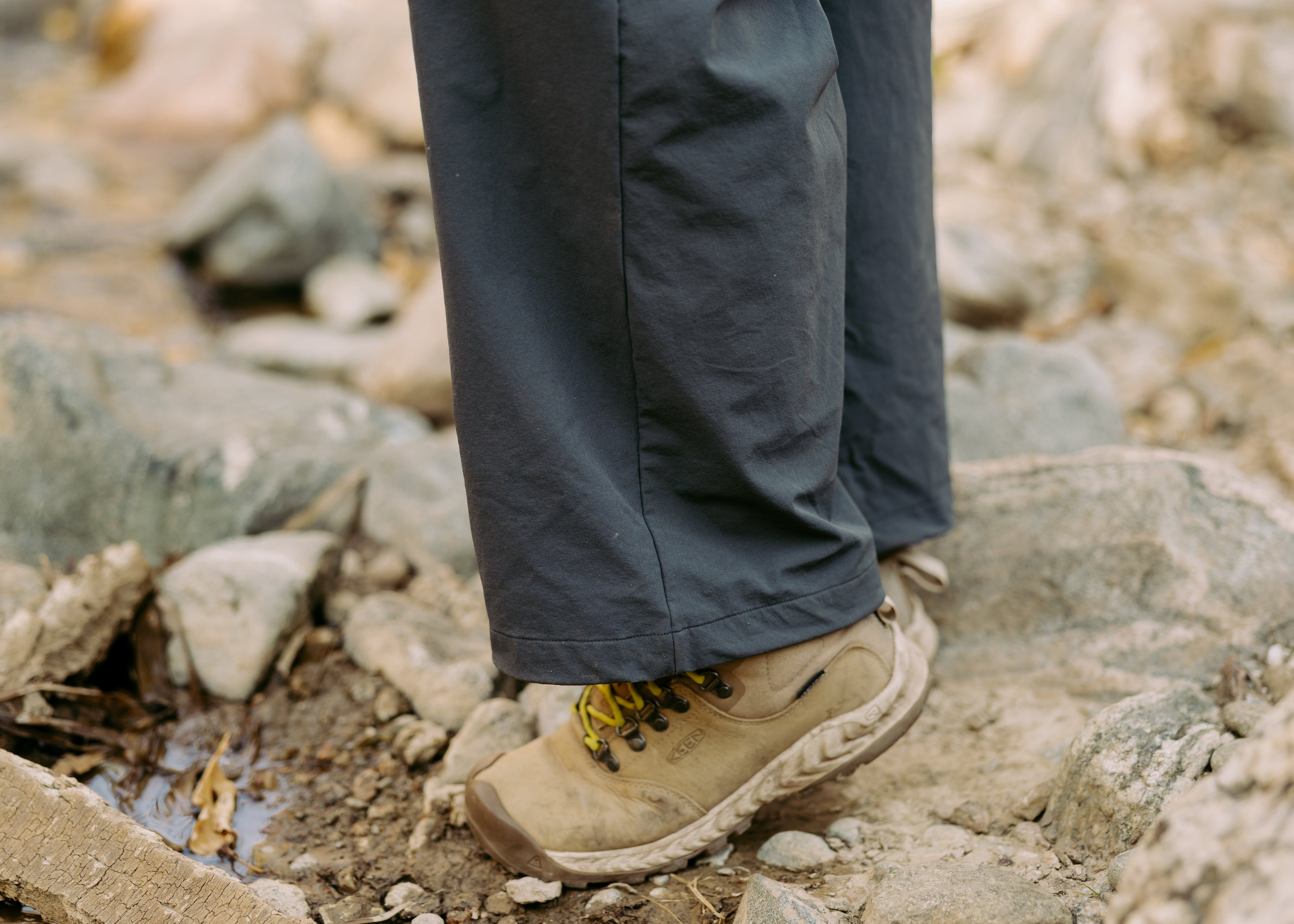 Women’s Stretch Fishing Pants | Gray
