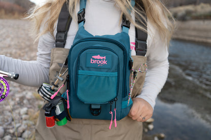 The Brookside Chest Pack