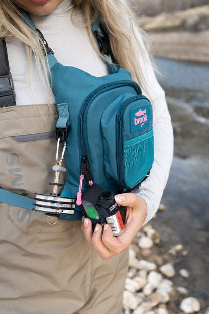 The Brookside Chest Pack