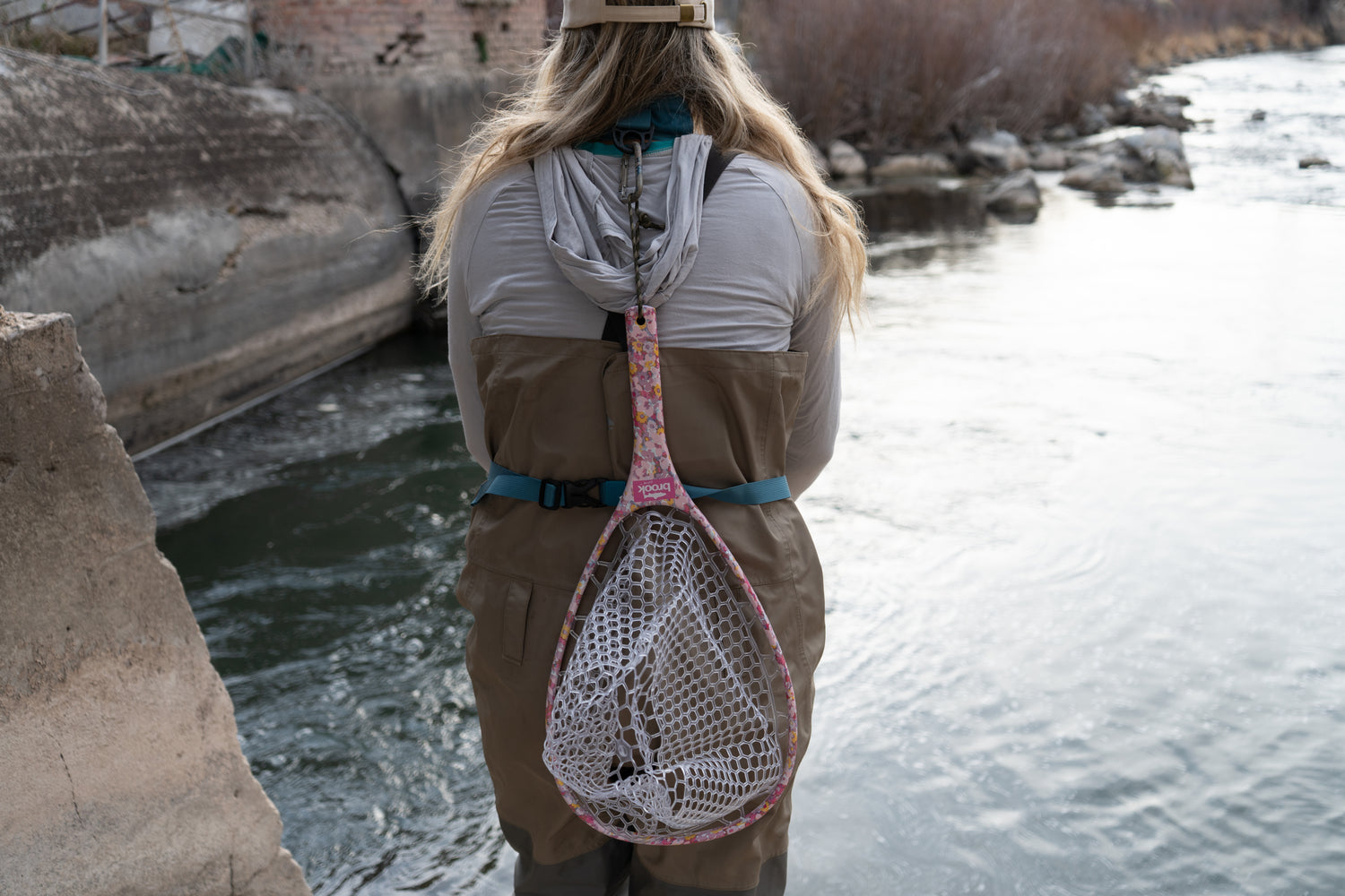 The Brookside Chest Pack